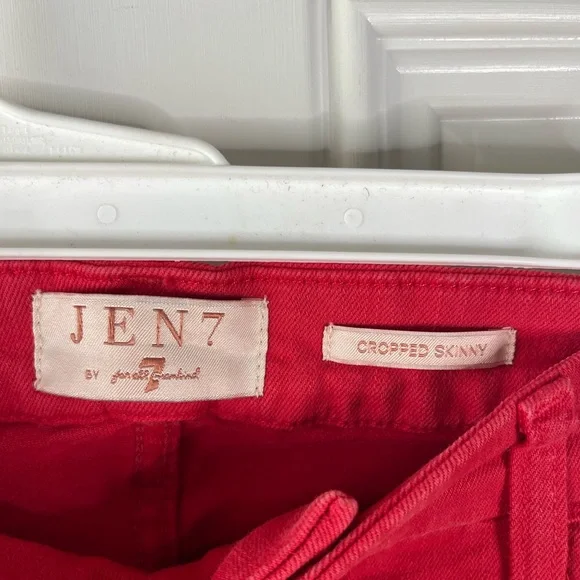 JEN7 For All Mankind Cropped Skinny Red Frayed Hem Jeans Size 8 Wonens - Picture 5 of 10
